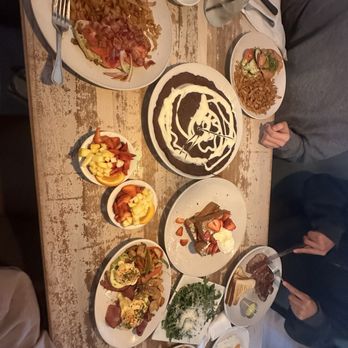 Toast Kitchen & Bar - Breakfast & Brunch Near Me - Brea, California Toast Kitchen & Bar - Breakfast & Brunch Near Me - Brea, California