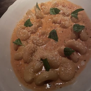 Gilt Bar - Rigatoni with vodka - New American Near Me - Chicago, Illinois