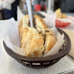 KAPPV'S CHEESESTEAK 10.75
Our original creation made with ground chuck, grilled onions, and American cheese KAPPV'S CHEESESTEAK 10.75
Our original creation made with ground chuck, grilled onions, and American cheese