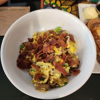 Green Goddess Cafe - Breakfast Bowl - on the skimpy side - Breakfast & Brunch Near Me - Stowe, Vermont Green Goddess Cafe - Breakfast Bowl - on the skimpy side - Breakfast & Brunch Near Me - Stowe, Vermont
