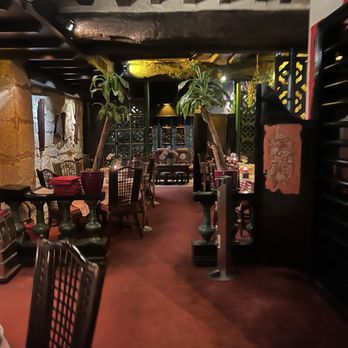 Chez Vong - Interior - Chinese Near Me - Paris, 75 Chez Vong - Interior - Chinese Near Me - Paris, 75