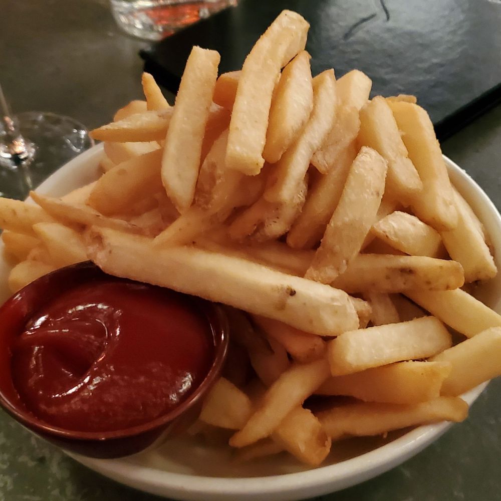 Pretty Ricky’s - Happy Hour - French Fries ($6) - Bars Near Me - New York, New York Pretty Ricky’s - Happy Hour - French Fries ($6) - Bars Near Me - New York, New York