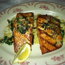 Giovanni's Trattu - The lemon herb salmon was on point!!