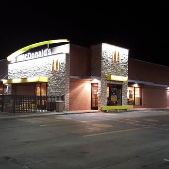 McDonald's - Storefront for McDonald's Wheaton Naperville Rd. - Fast Food Near Me - Wheaton, Illinois