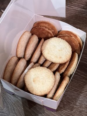 Lord & Villa Bakery by null