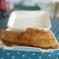 Morton's Fish & Chip Shop - Fish and chips