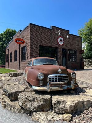 Antique Archaeology Le Claire by null