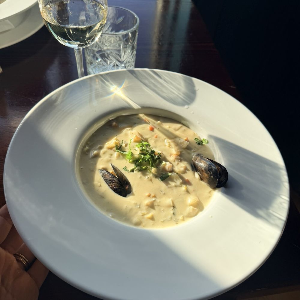 Fitz's Pub - Seafood chowder - Pubs Near Me - Doolin, CE