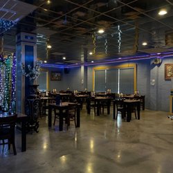 Pho Orchid - Inside