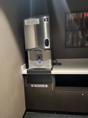 AC Hotel Boston Cleveland Circle by null