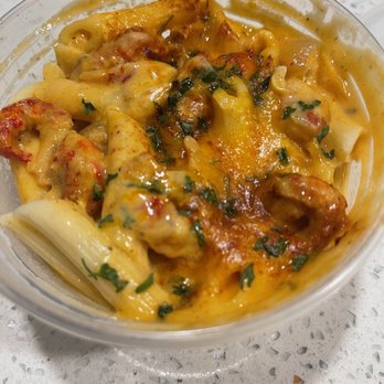 Pra Lees - Crawfish mac and cheese - Seafood Near Me - New Orleans, Louisiana Pra Lees - Crawfish mac and cheese - Seafood Near Me - New Orleans, Louisiana