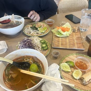 Spring Rolling - Small Spicy Beef Noodle Bun Bo Hue - Salad Near Me - Magnolia, Texas