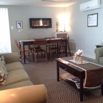 Vida pour Tea - Upstairs lounge. - Coffee & Tea Near Me - Greensboro, North Carolina Vida pour Tea - Upstairs lounge. - Coffee & Tea Near Me - Greensboro, North Carolina