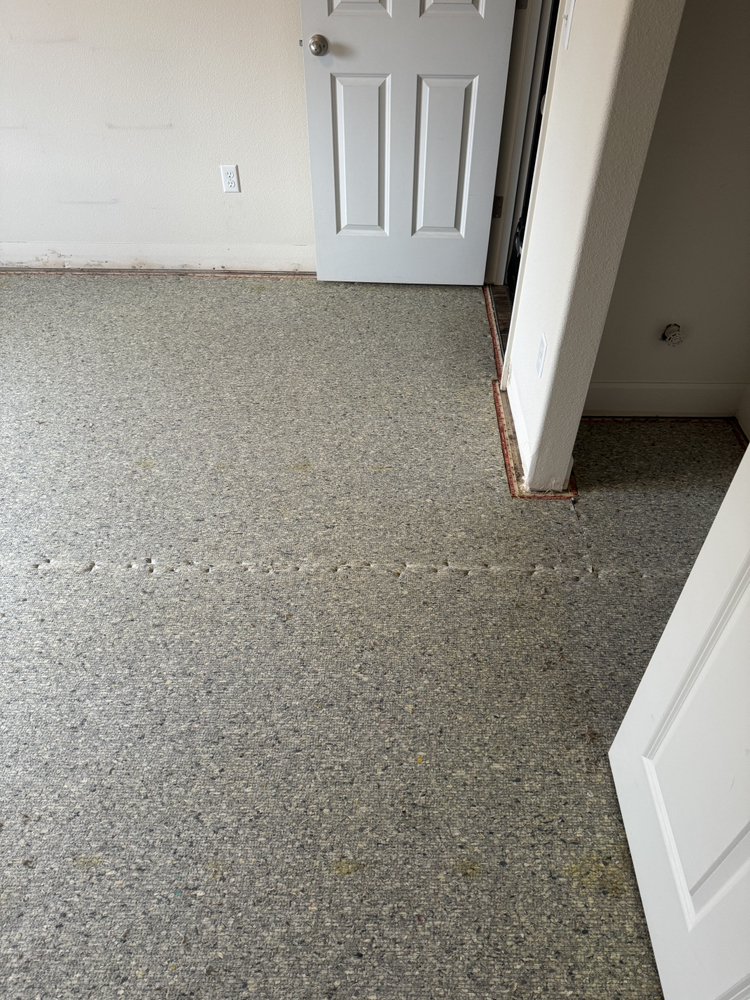 Slide of Guss Commercial & Residential Maintenance