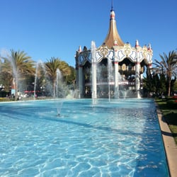 Carousel Columbia