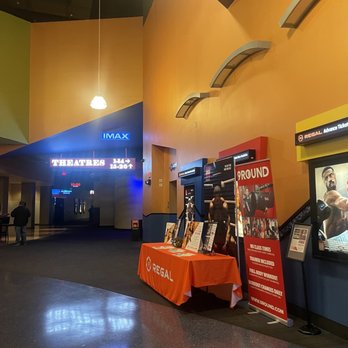 Regal Majestic - Cinema Near Me - Silver Spring, Maryland