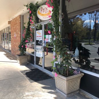 Pat's Pizzeria