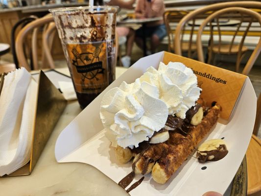 Wafels & Dinges by null