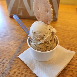 Small size - coffee and hazelnut