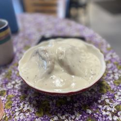 Farmhouse Fresh - Biscuits and gravy