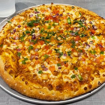 Bombay Pizza Kitchen - Delhi Tikka Masala Pizza - w/ Chicken - Pizza Near Me - Plymouth, Minnesota