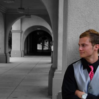 TRJ-Photography - Senior Pics - Photographers Near Me TRJ-Photography - Senior Pics - Photographers Near Me