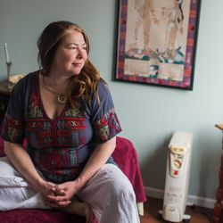 Thrive Healing Center - The Owner and Licensed Acupuncturist Rebecca Sasak ready to treat your needs.