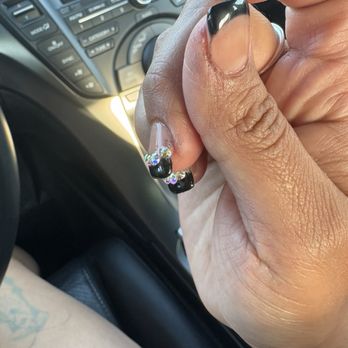 Lavish Nails & Spa - Glue on nail. - Nail Salons Near Me - Louisville, Kentucky