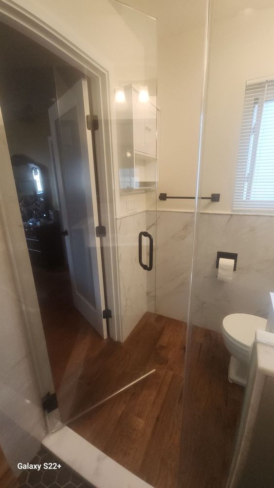 Slide of Ramati Construction & Design