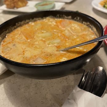 Basil Babe - Massaman curry - Thai Near Me - Ypsilanti, Michigan