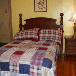 D Piper Inn Hotel - clean, equipped private room w. Air/ WiFi