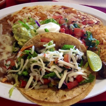 Salsa Mexican Grill - Enchilada/Taco plate. Everything was good except the taco. I only took one bite. 1/5 for the taco - Mexican Near Me - Concord, California