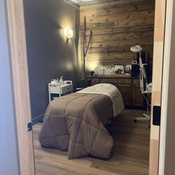Grove and Kane - Treatment room