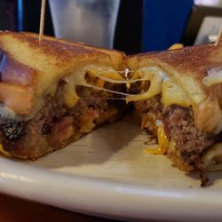 Lucky's Grille & Sports Pub - The Lucky Melt