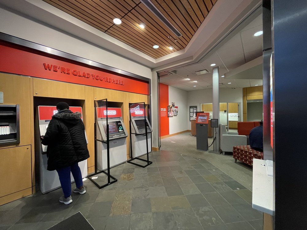 BECU 11 Photos & 30 Reviews 17615 108th Ave SE, Renton, Washington