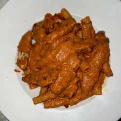 Joseph Tambellini Restaurant - Rigatoni w/ tomato basil cream sauce and chicken