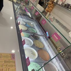 Sweets On Second - Ice cream counter
