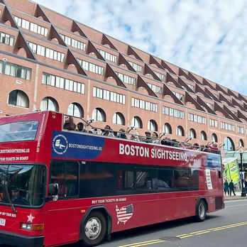 Boston Sightseeing - Boston's only double-decker hop-on hop off tour bus - Bus Tours Near Me - Boston, Massachusetts Boston Sightseeing - Boston's only double-decker hop-on hop off tour bus - Bus Tours Near Me - Boston, Massachusetts