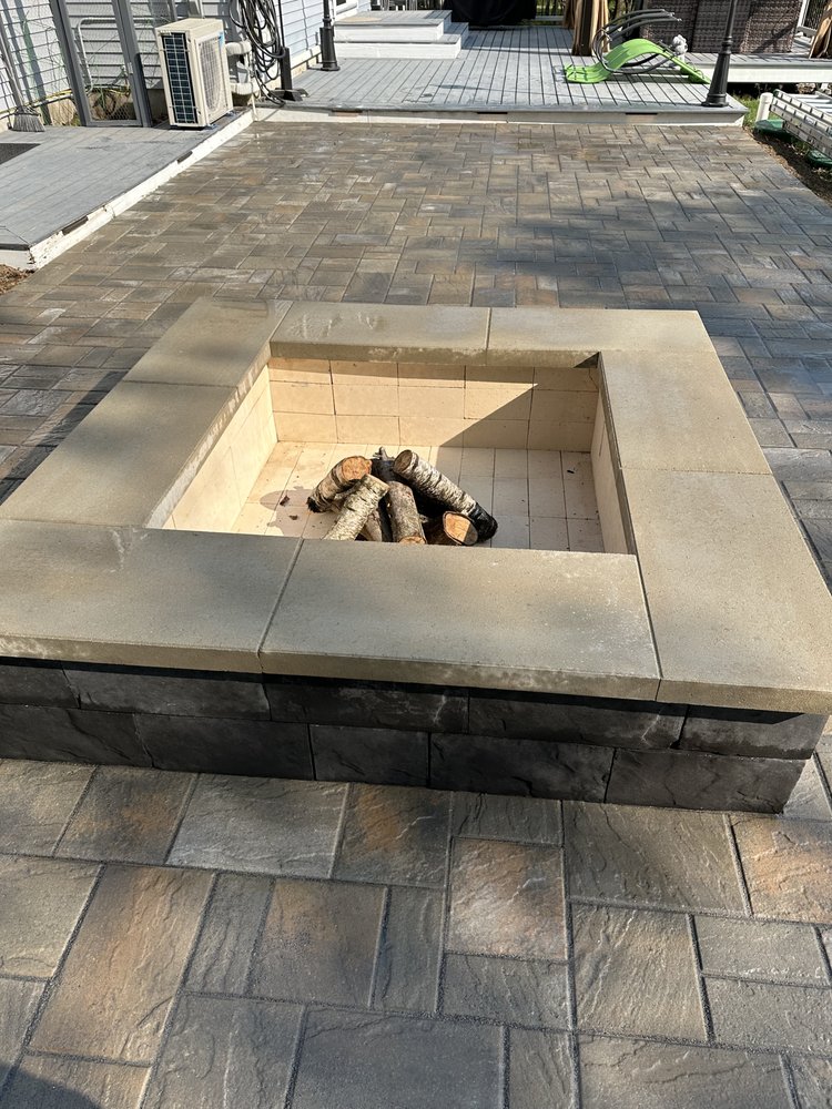 Slide of AG Renovations