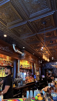 DrYnk Bar & Lounge by null