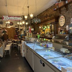 Bluebird Antiques and Ice Cream Parlor - Inside