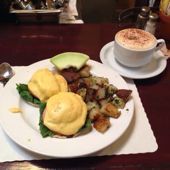 Alana's Cafe - Eggs Benedict -yum! - Breakfast & Brunch Near Me - Burlingame, California