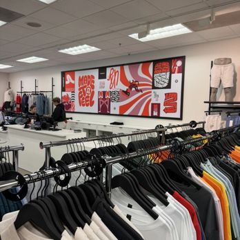 lululemon - Women's Clothing Near Me - Round Rock, Texas