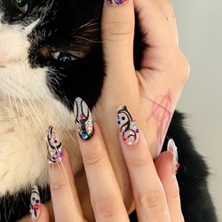 Gorgeous Nails-Spa-Salon - Loved Cathy!  She's a true artist