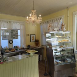 Cottage Bakery - Inside