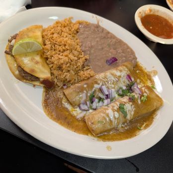 Birria & Chips - Barria combo - Mexican Near Me - Magnolia, Texas