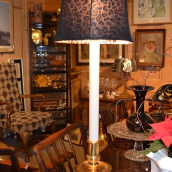 The Pink Geranium - Used, Vintage & Consignment Near Me - Barrington, Illinois The Pink Geranium - Used, Vintage & Consignment Near Me - Barrington, Illinois