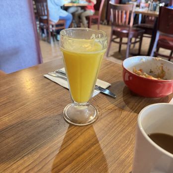 Cabrillo Park Café - Fresh orange juice - Breakfast & Brunch Near Me - Fremont, California Cabrillo Park Café - Fresh orange juice - Breakfast & Brunch Near Me - Fremont, California