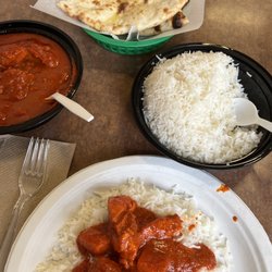 Thumka Indian Express - My chicken vindaloo, plain basmati rice and butter naan