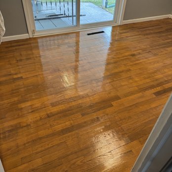 Mid Michigan Handyman Service - Hardwood floor refinishing - Handyman Near Me Mid Michigan Handyman Service - Hardwood floor refinishing - Handyman Near Me